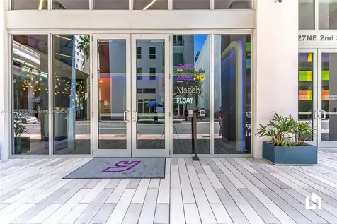 227 NE 2nd Street Miami FL 33132