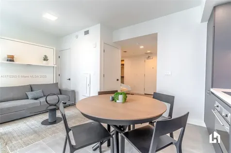 227 NE 2nd Street Miami FL 33132
