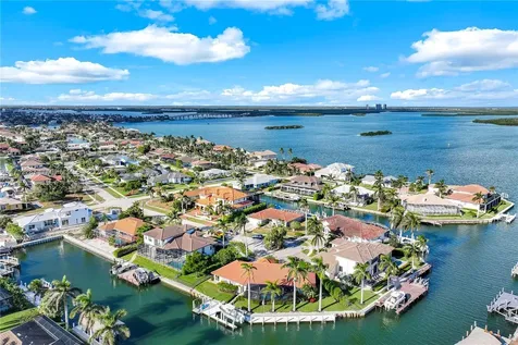 444 Balsam Court Marco Island FL 34145