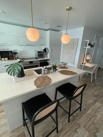 650 NE 32nd Street Miami FL 33137
