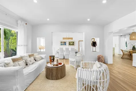 345 Gulf Road Key Biscayne FL 33149
