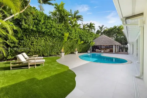 345 Gulf Road Key Biscayne FL 33149