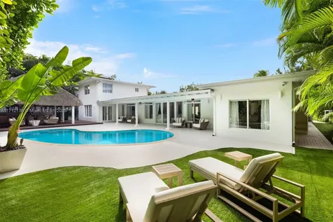 345 Gulf Road Key Biscayne FL 33149