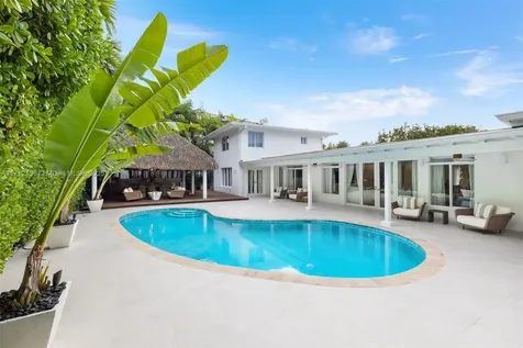345 Gulf Road Key Biscayne FL 33149