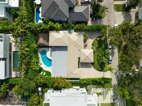 345 Gulf Road Key Biscayne FL 33149