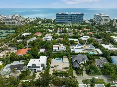 345 Gulf Road Key Biscayne FL 33149