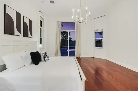 1018 Waterside Circle Weston FL 33327