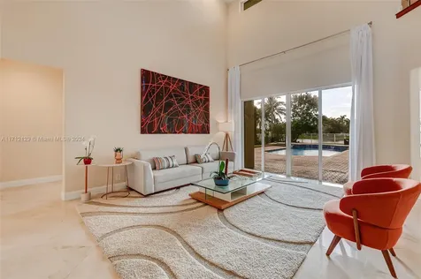 1018 Waterside Circle Weston FL 33327