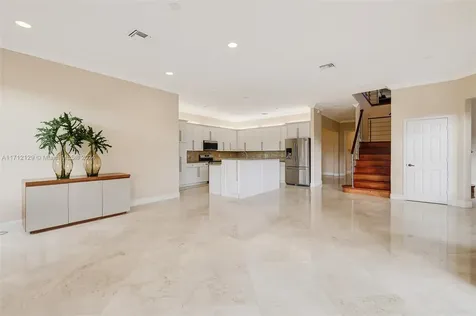 1018 Waterside Circle Weston FL 33327