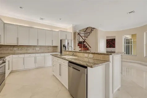 1018 Waterside Circle Weston FL 33327