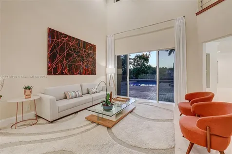 1018 Waterside Circle Weston FL 33327