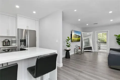 341 NW 67th Avenue Miami Springs FL 33166