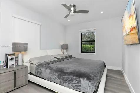 341 NW 67th Avenue Miami Springs FL 33166