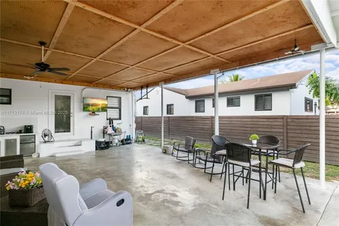 341 NW 67th Avenue Miami Springs FL 33166