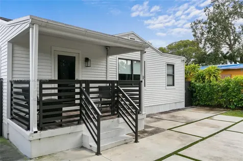341 NW 67th Avenue Miami Springs FL 33166