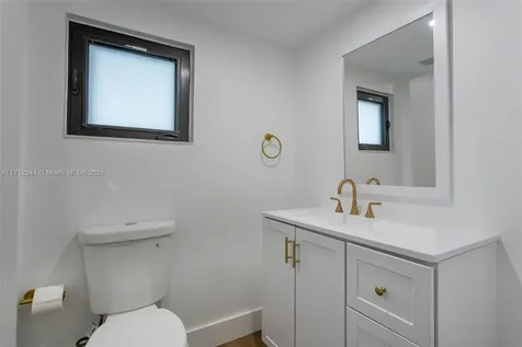 327 NE 15th Avenue Boynton Beach FL 33435