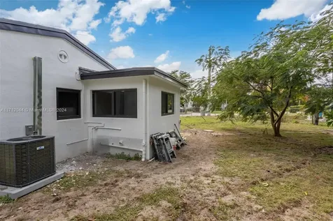 327 NE 15th Avenue Boynton Beach FL 33435