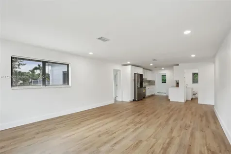 327 NE 15th Avenue Boynton Beach FL 33435