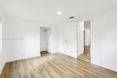 327 NE 15th Avenue Boynton Beach FL 33435