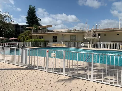 1395 NE 167th Street Miami FL 33162