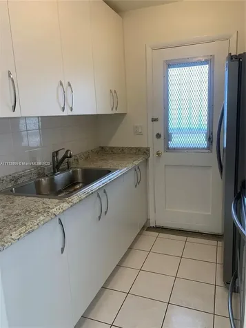 1395 NE 167th Street Miami FL 33162