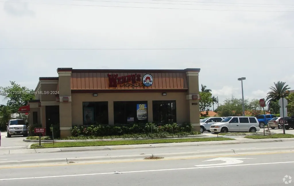 8922 SW 24th Street Miami FL 33165