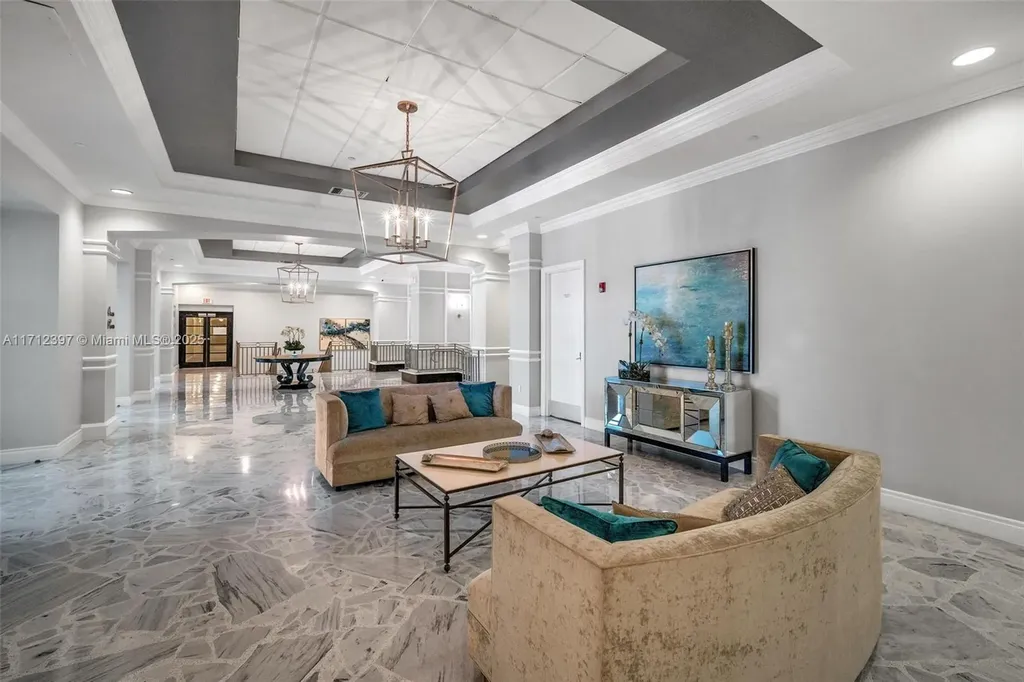 2501 S Ocean Drive Hollywood FL 33019