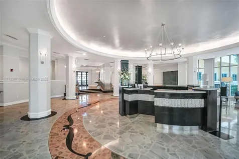 2501 S Ocean Drive Hollywood FL 33019