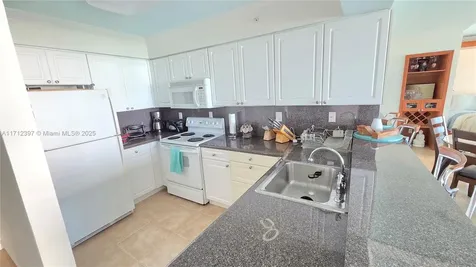 2501 S Ocean Drive Hollywood FL 33019