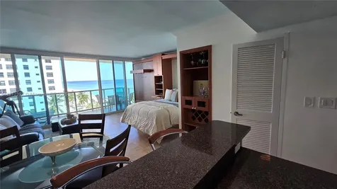 2501 S Ocean Drive Hollywood FL 33019