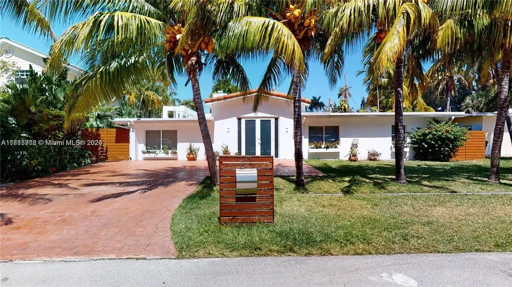211 190th Street Sunny Isles Beach FL 33160