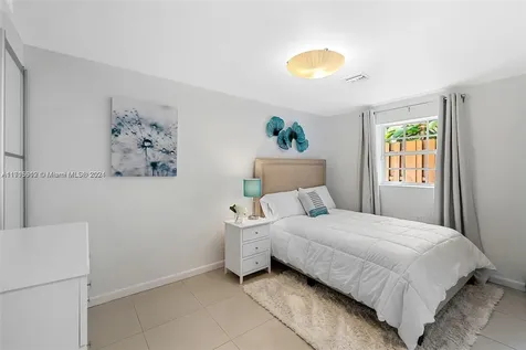 211 190th Street Sunny Isles Beach FL 33160