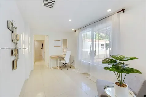 211 190th Street Sunny Isles Beach FL 33160