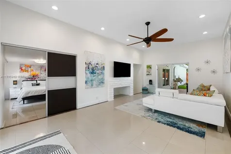 211 190th Street Sunny Isles Beach FL 33160