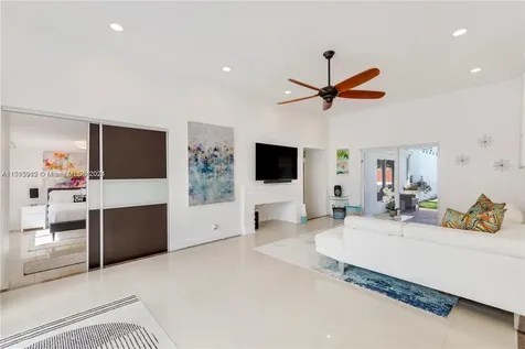 211 190th Street Sunny Isles Beach FL 33160