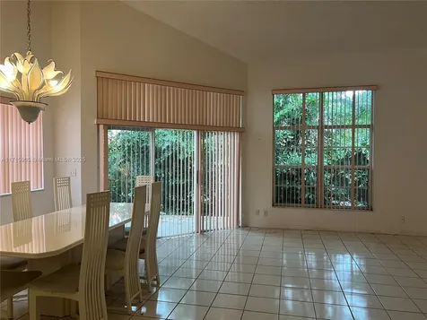 3890 Amalfi Drive Hollywood FL 33021