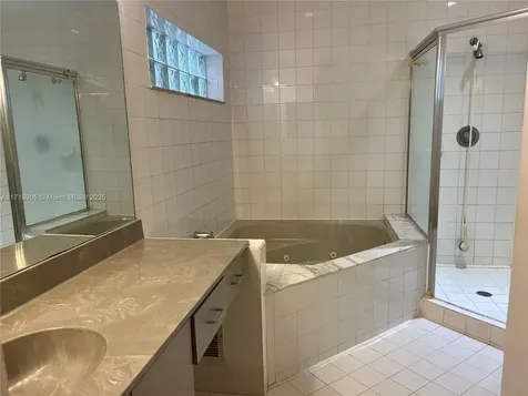 3890 Amalfi Drive Hollywood FL 33021