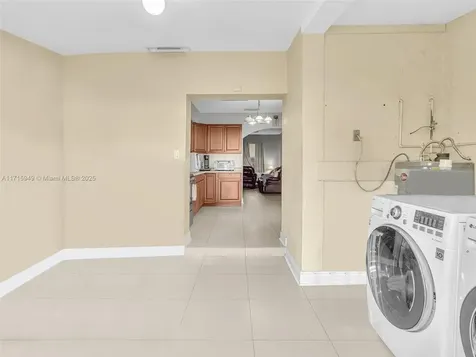 2645 Fletcher Court Hollywood FL 33020