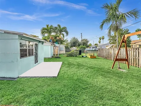 2645 Fletcher Court Hollywood FL 33020