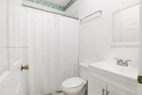 7854 Catalina Circle Tamarac FL 33321