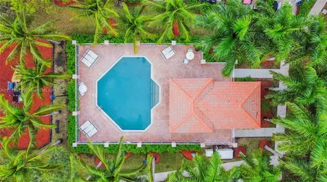 7854 Catalina Circle Tamarac FL 33321