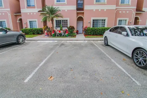 7854 Catalina Circle Tamarac FL 33321