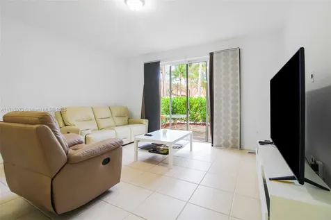 7854 Catalina Circle Tamarac FL 33321