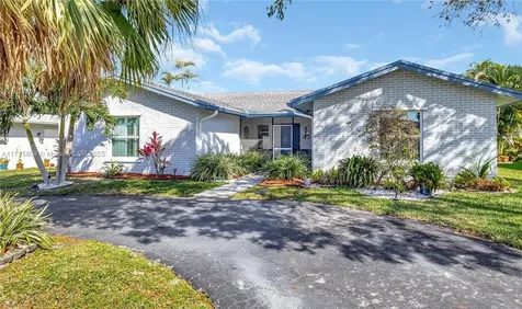 7106 NW 107th Avenue Tamarac FL 33321