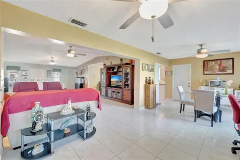 7106 NW 107th Avenue Tamarac FL 33321
