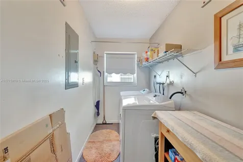 7106 NW 107th Avenue Tamarac FL 33321