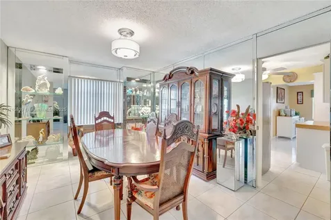 7106 NW 107th Avenue Tamarac FL 33321