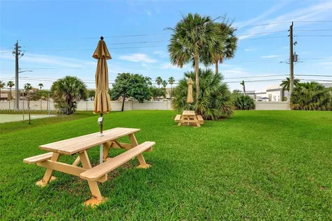 7106 NW 107th Avenue Tamarac FL 33321