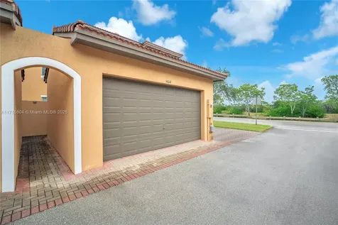 14614 SW 12th Street Pembroke Pines FL 33027