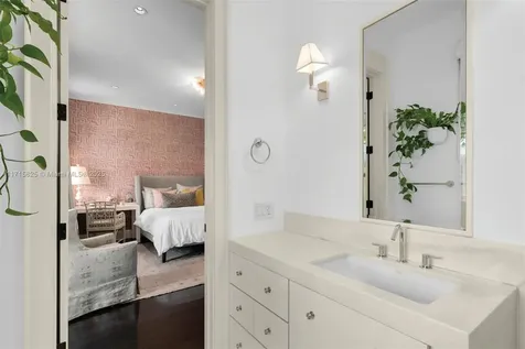 1221 Mariola Court Coral Gables FL 33134